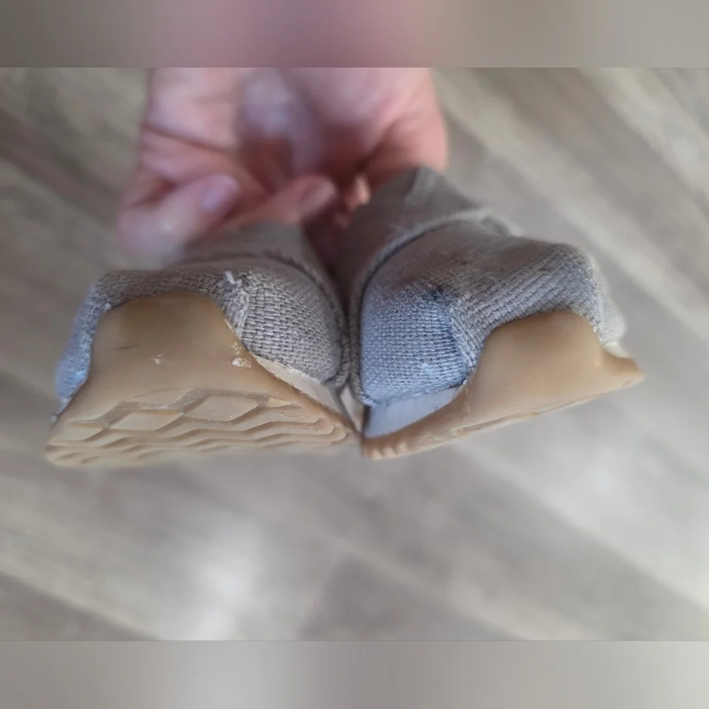 Baby TOMS GREY comfort Shoes Toddler 5 Kids Boys Girls Canvas Crocs